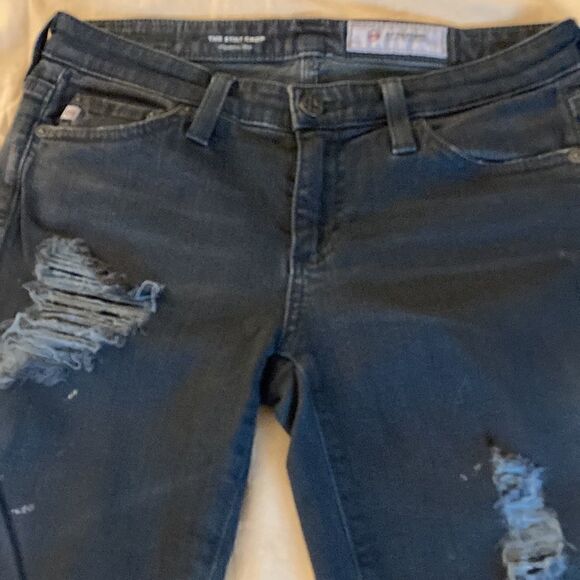 AG Denim The Stilt Crop Cigarette Crop in Black with Shredded Front Legs. - Picture 2 of 12